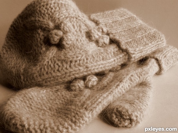 Warm Woollen Mittens